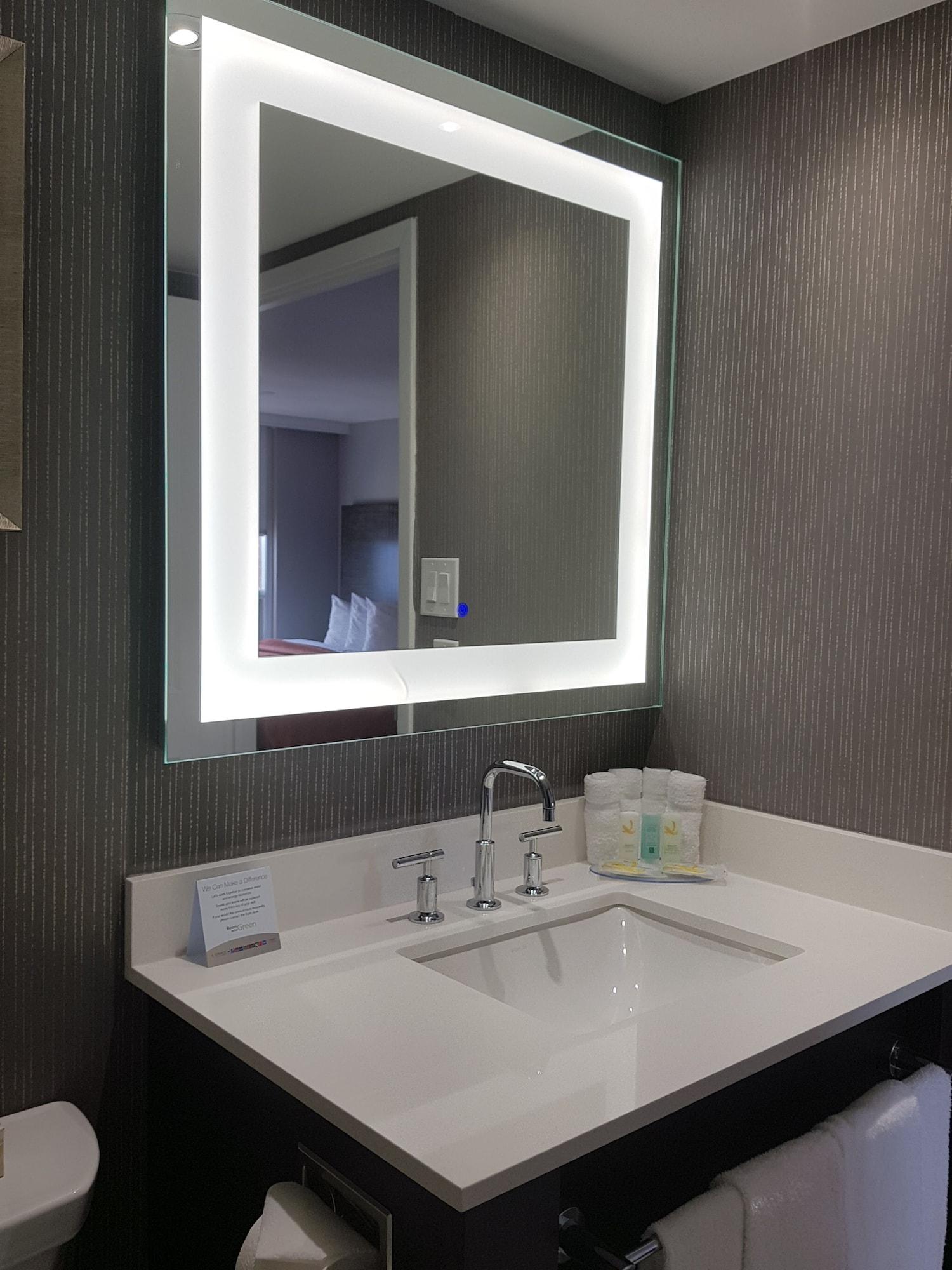 Embassy Suites By Hilton Toronto Airport Eksteriør bilde